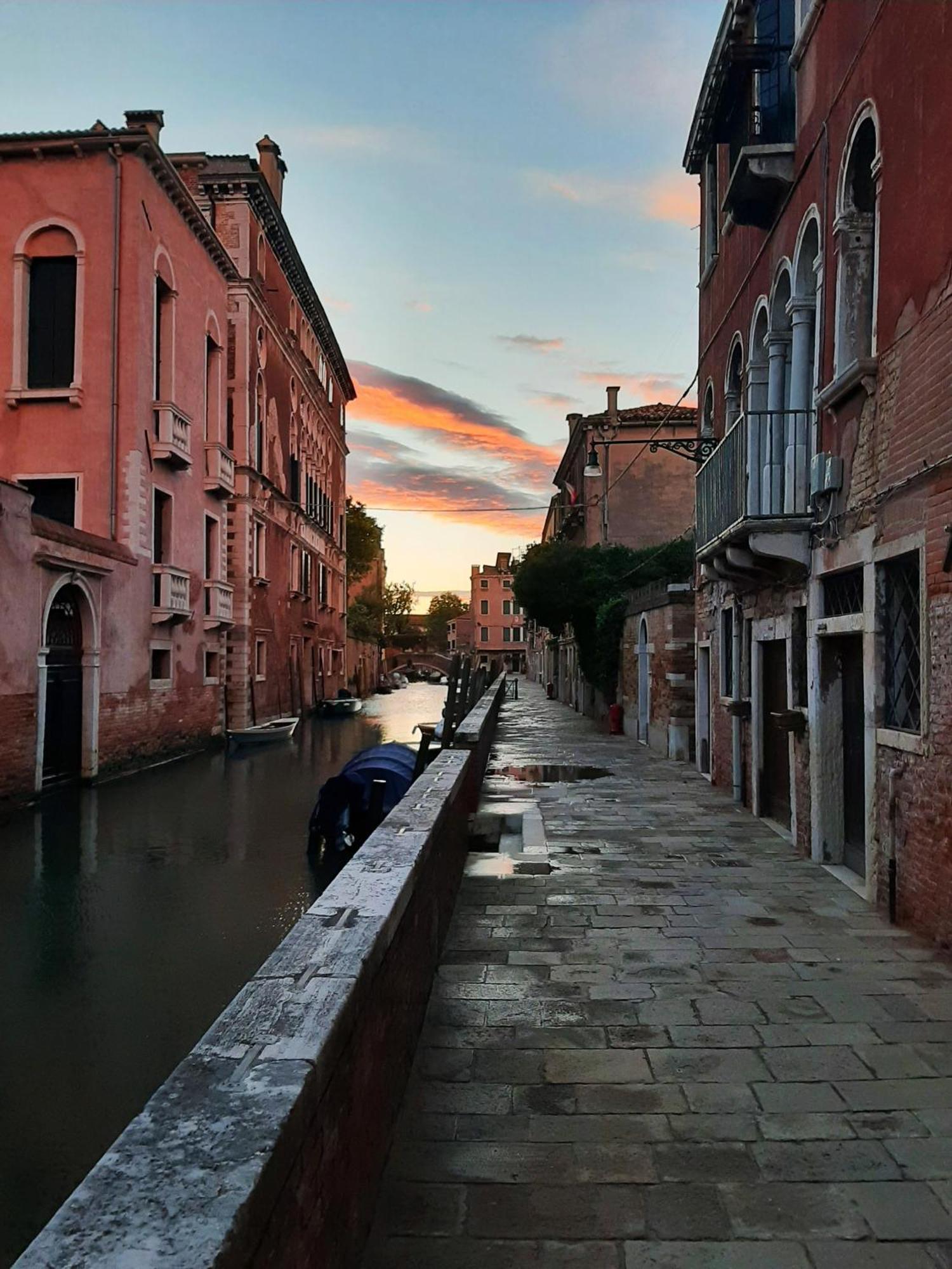 Ca' Dino Venice - Canal View Экстерьер фото